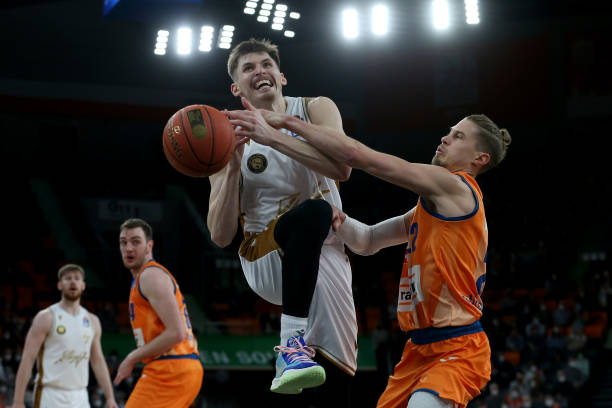 更多上场时 更多上场时