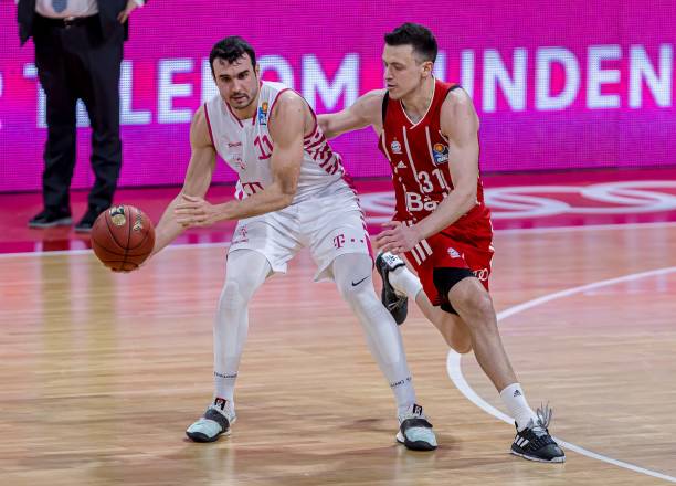 更耐人寻味 更耐人寻味